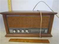 Vintage GE radios