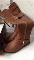 Forever boots size 8 look new