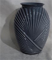 Vtg Grey Art Glass Deco Vase 9"t