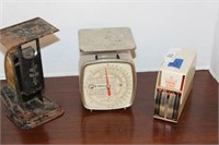 SELECTION OF VINTAGE POSTAL SCALES