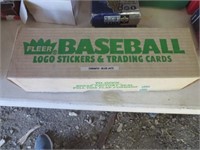 Fleer Baseball Logo Sticker & Trading Cards