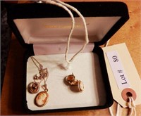 Marked 14kt Gold Cameo necklace and