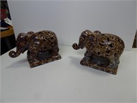 Set of ceramic elephants