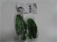 Set of clip on pasta strainers - green