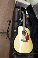 Yamaha FX 335 Acoustic Guitar w/ Case & Stand