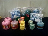 Lot of assorted yarn