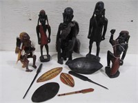 Wood figurines group, parts missing