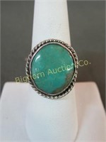 Navajo Ring: Size 7.75 Turquoise & Sterling