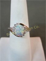 Diamond/Opal Ring Size 6.75 10K Gold
