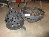 4 metal hanging plant baskets