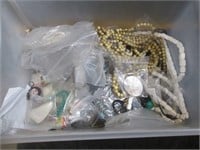 Beautiful Costume Jewelry Lot Some Still In Bags