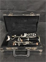 Yamaha 250 clarinet with 4C mouthpiece. Untested