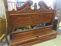 Cal King Four Poster Bed w/ Rails - No Bolts