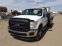 2016 Ford F-350 Super Dut Chassis Truck