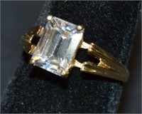 10K Gold & Swarovski Crystal Lady's Ring