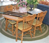 Dinette table and (4) chairs