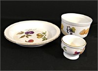 Royal Worcester Evesham fine porcelain china