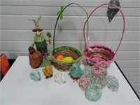 Assorted easter items