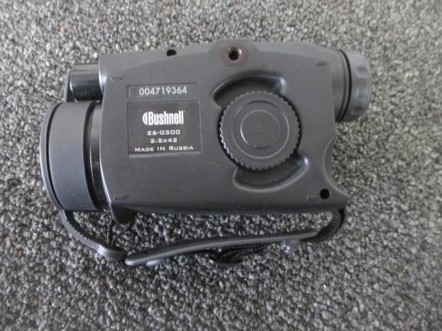 Bushnell Bushnell 26-0300 Monoculaire de vision nocturne avec micro perche et sacoche 