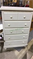 Cottage white 5 drawer dresser on ball feet, easy