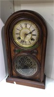 Waterbury Wood mantel clock, decorated round