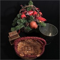 Assorted lot of Christmas décor