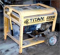 Titan Industrial 8500 Gasoline Generator