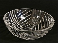 Stunning large crystal bowl, great for your table