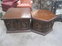 2 Vintage Side Tables