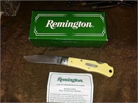 Remington pocket knife with box and instructions