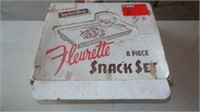 Antique Anchor Glass 8-Piece Fleurette Set