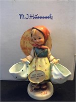 M.J. Hummel "Mothers Darling" #175 w/box broken