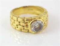 18ct yellow gold ring with diamond simulant