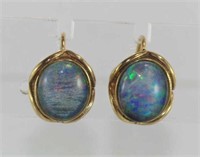 Vintage 9ct gold and opal screw-on earrings