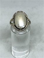 E Pino Pearlized Stone Set in Sterling