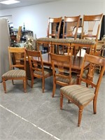 FANTASTIC DINING TABLE W 8 CHAIRS AND 1 LEAF
