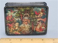 Russian lacquer box, 3" x 4", signed, has Russian