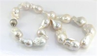 Boxed baroque pearl necklace