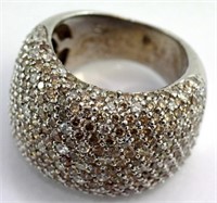 18 carat white gold diamond cocktail ring