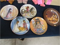 5 plates: 4 are DeGrazia Paints the Holidays