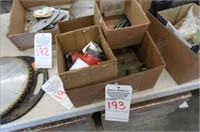 LOT, MISC HOLE SAWS, ROUTER BITS & DRILL BITS IN
