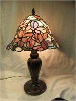 STAINED GLASS LAMP 18"T