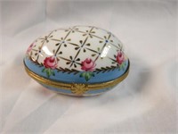 HAND PAINTED LIMOGES EGG TRINKET BOX 2"T X 3"W