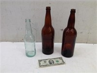 (3) Vtg Beer Bottles w/ (2) Gettelmen & New Glaris