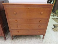 19TH CENTURY PRIMITIVE GENTLEMANS CHEST