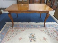 COUNTRY FRENCH PEG CONSTRUCTION DINING TABLE