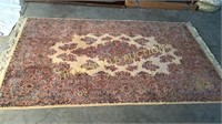 Vintage karastan area rug 110x68- slight fading
