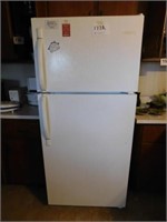 Frigidaire refrigerator,freezer on top, 16.5 cu.ft