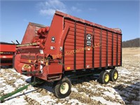 Meyer 4516 chopper box w/JD 770 tandem gear