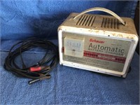 Schauer Automatic Battery Charger  60 Cycles